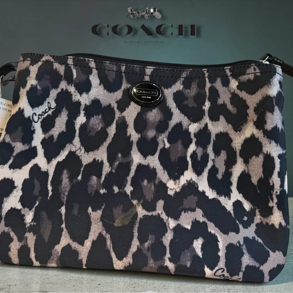 Coach Getaway Leopard Print Nylon Weekender Tote with Pouch NWT! 2 Piece Set! - Picture 6 of 10